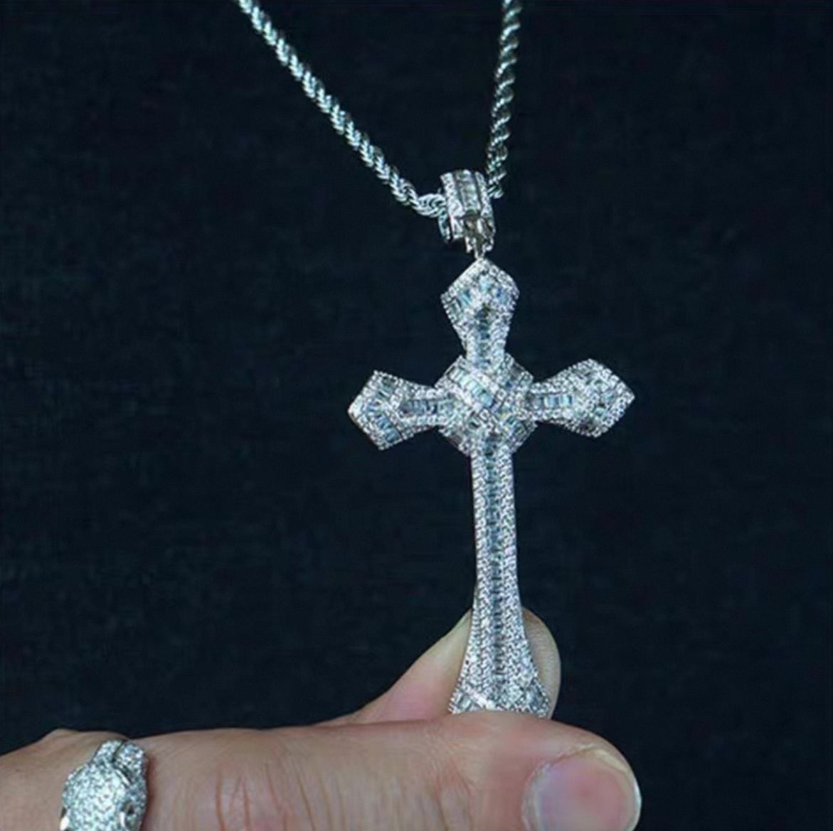 【Ice61】Cross Pendant【Moissanite】