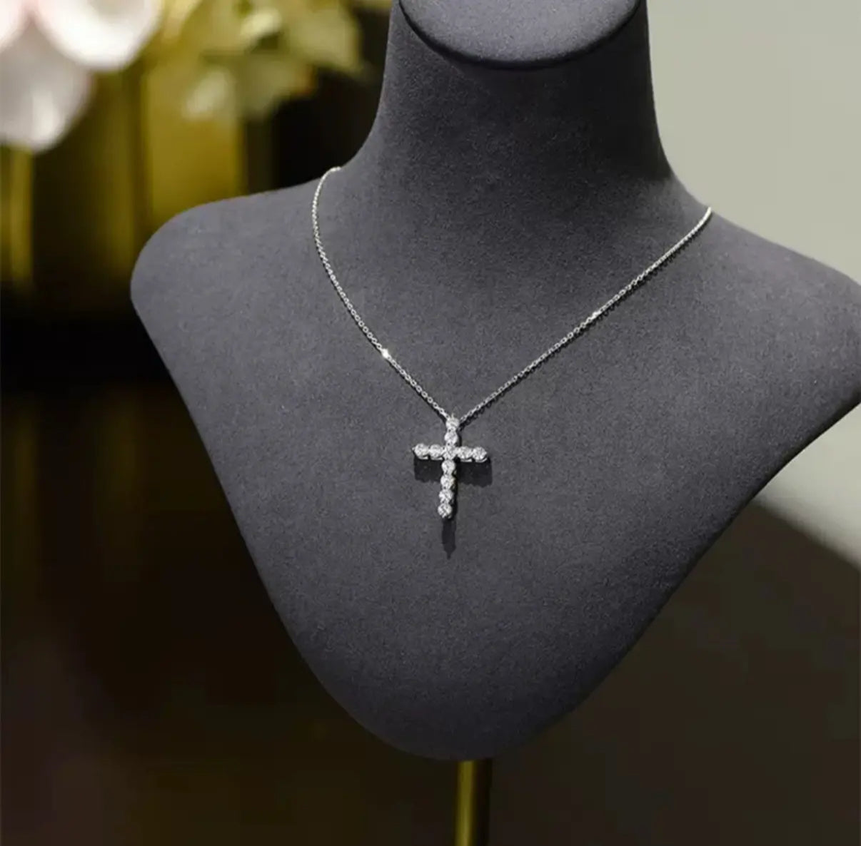 【Ice73】Cross Necklace【Moissanite】