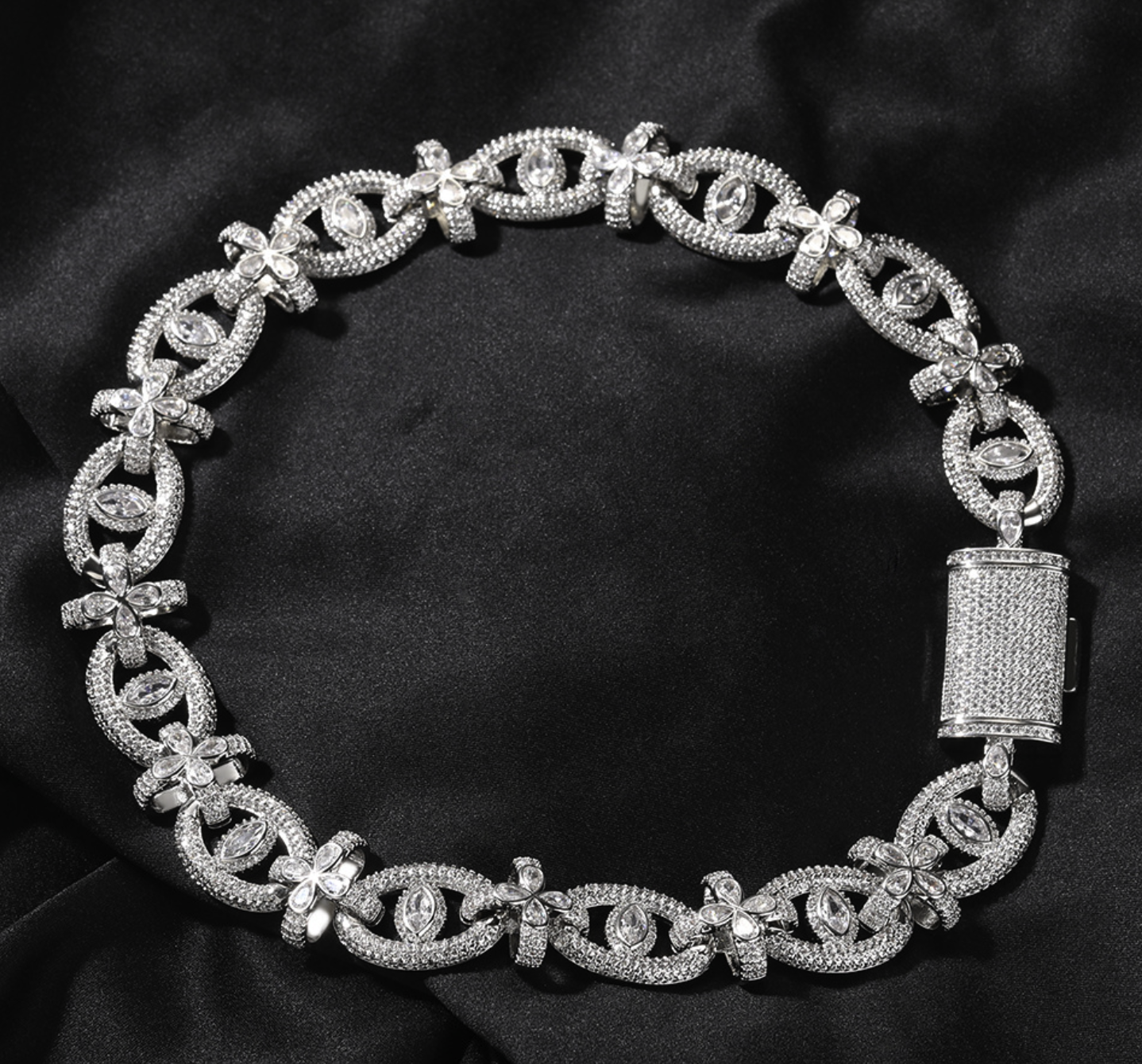 【Ice165】Clover Eyes Chain Necklace