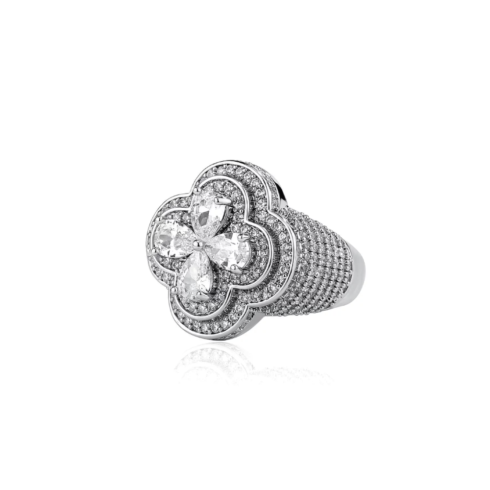 【Ice168】Iced Out Clover Ring
