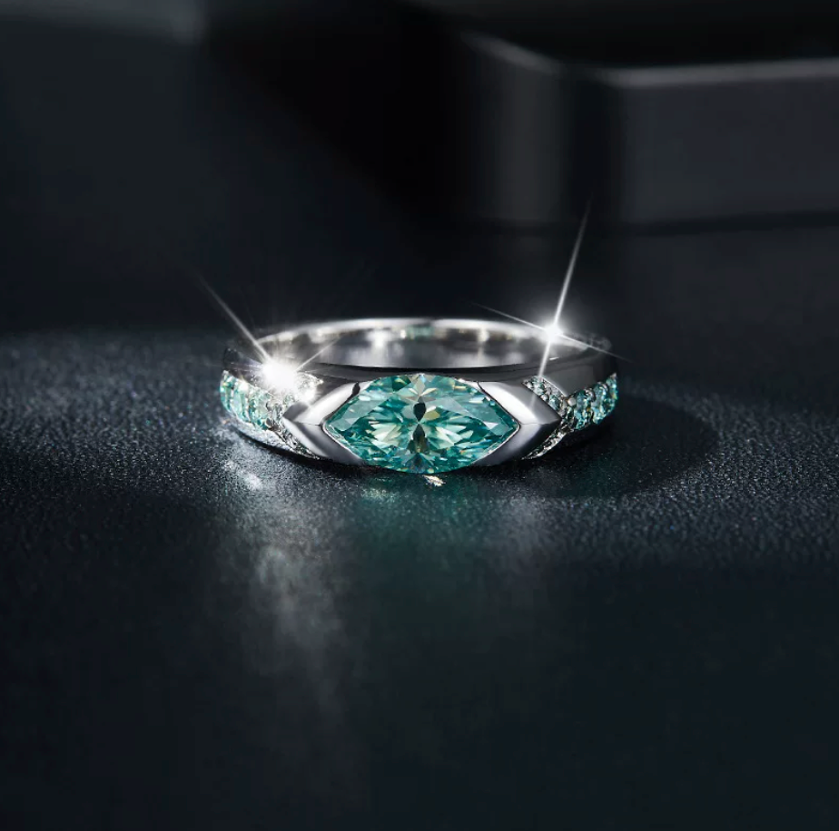 【Ice171】Bule Moissanite Ring