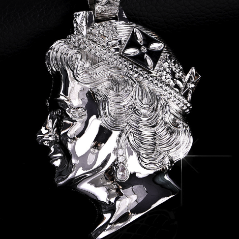 【Ice205】Central Queen Pendant