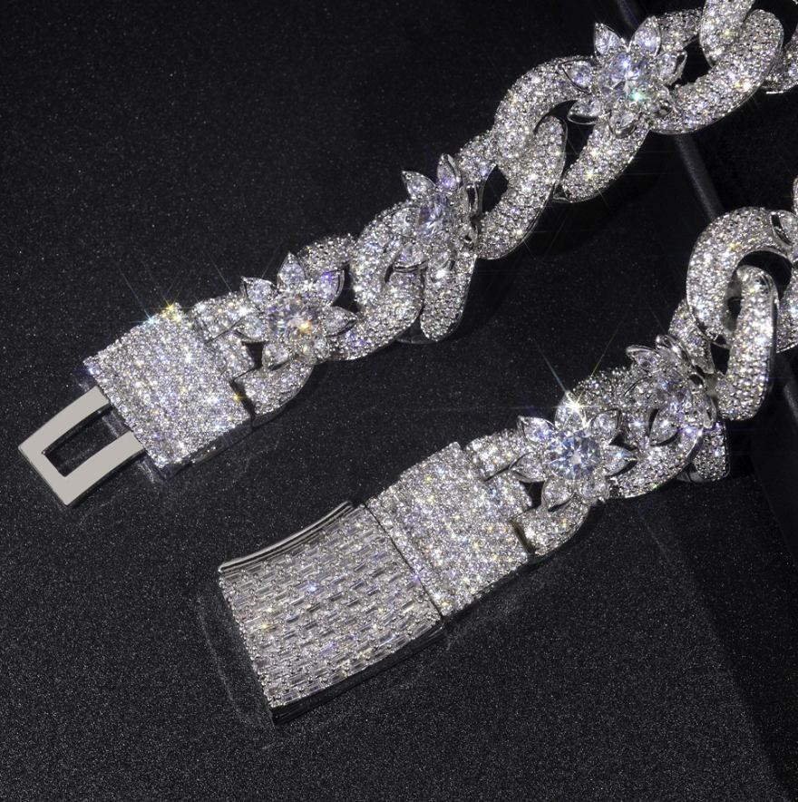 【Ice143】Iced Blossom Cuban Chain Necklace