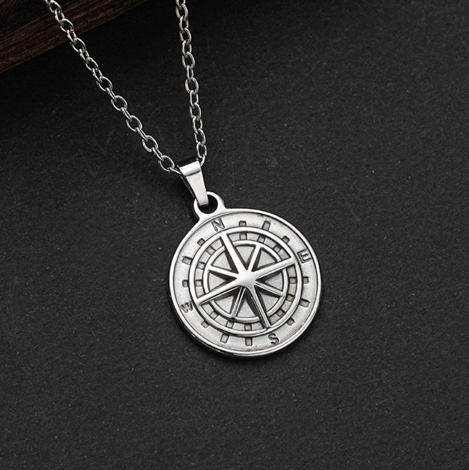 【Ice237】Compass Pendant Necklace