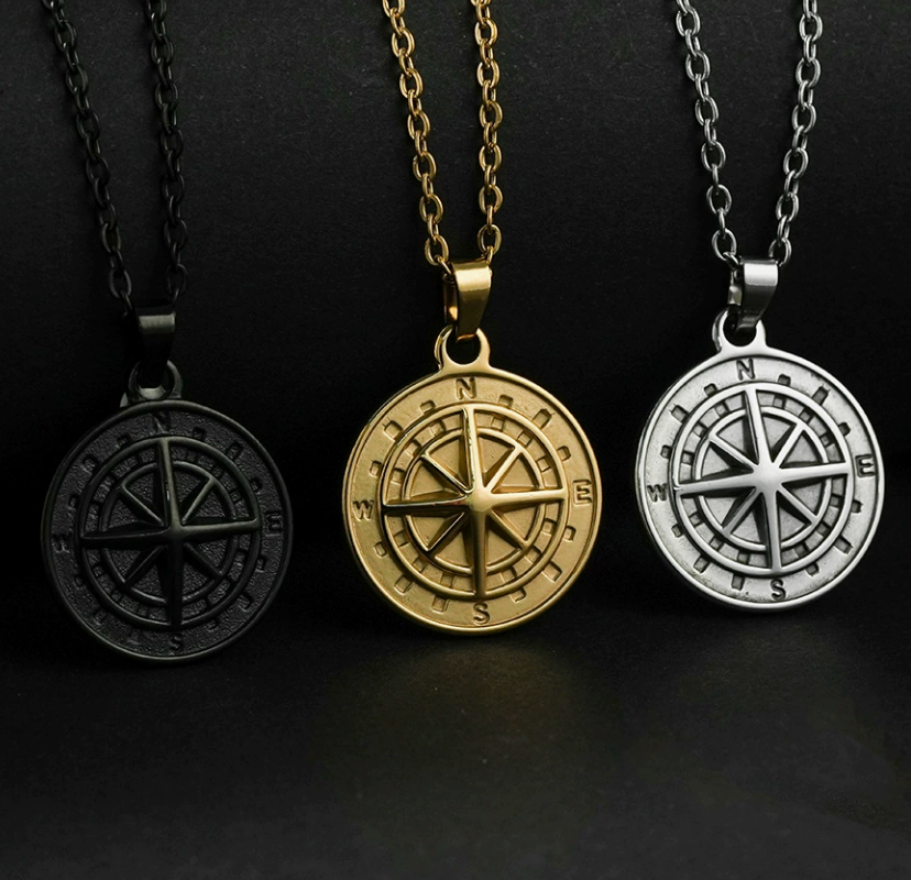 【Ice237】Compass Pendant Necklace