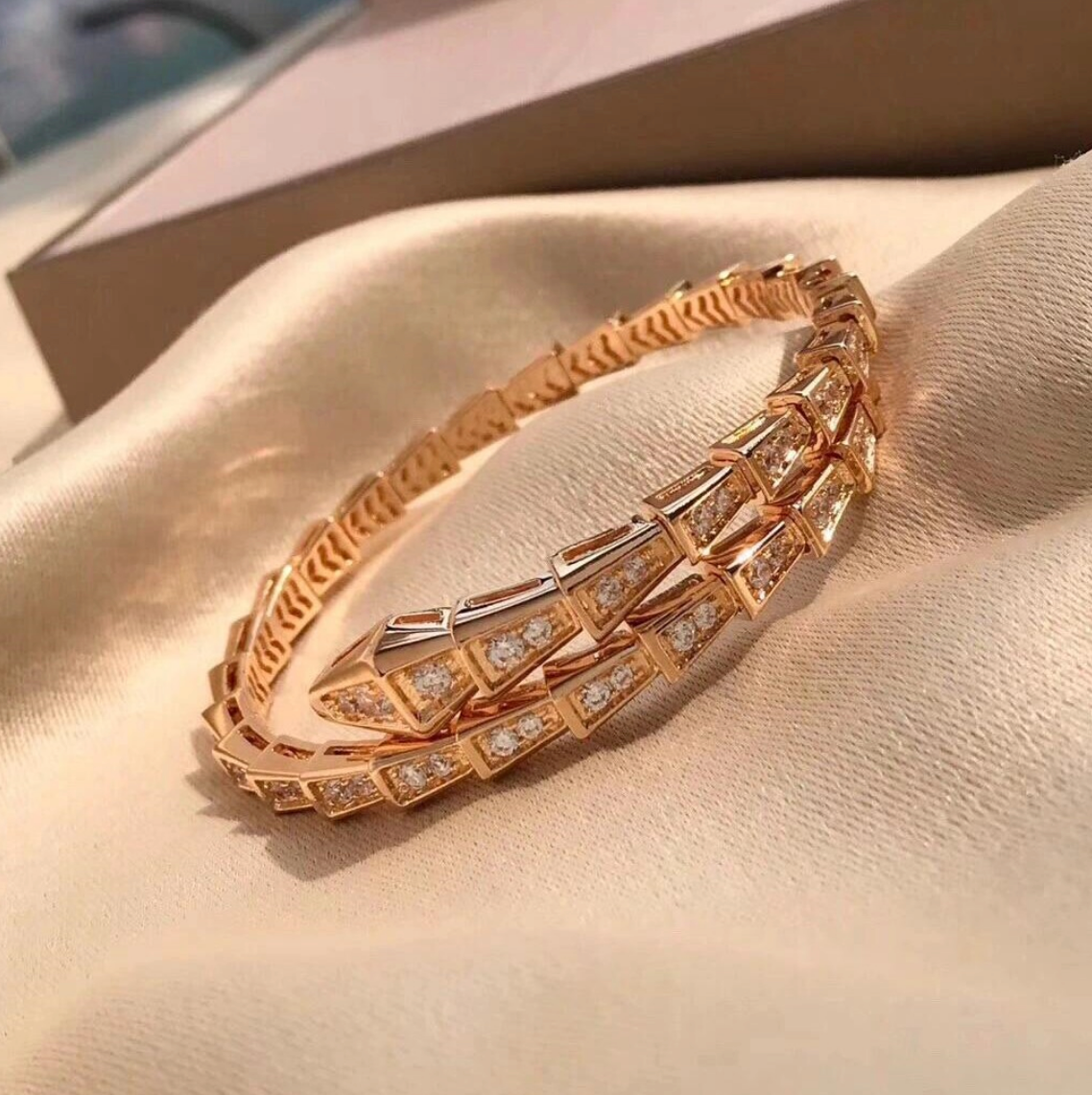 【Ice68】Gleaming Python Bangle