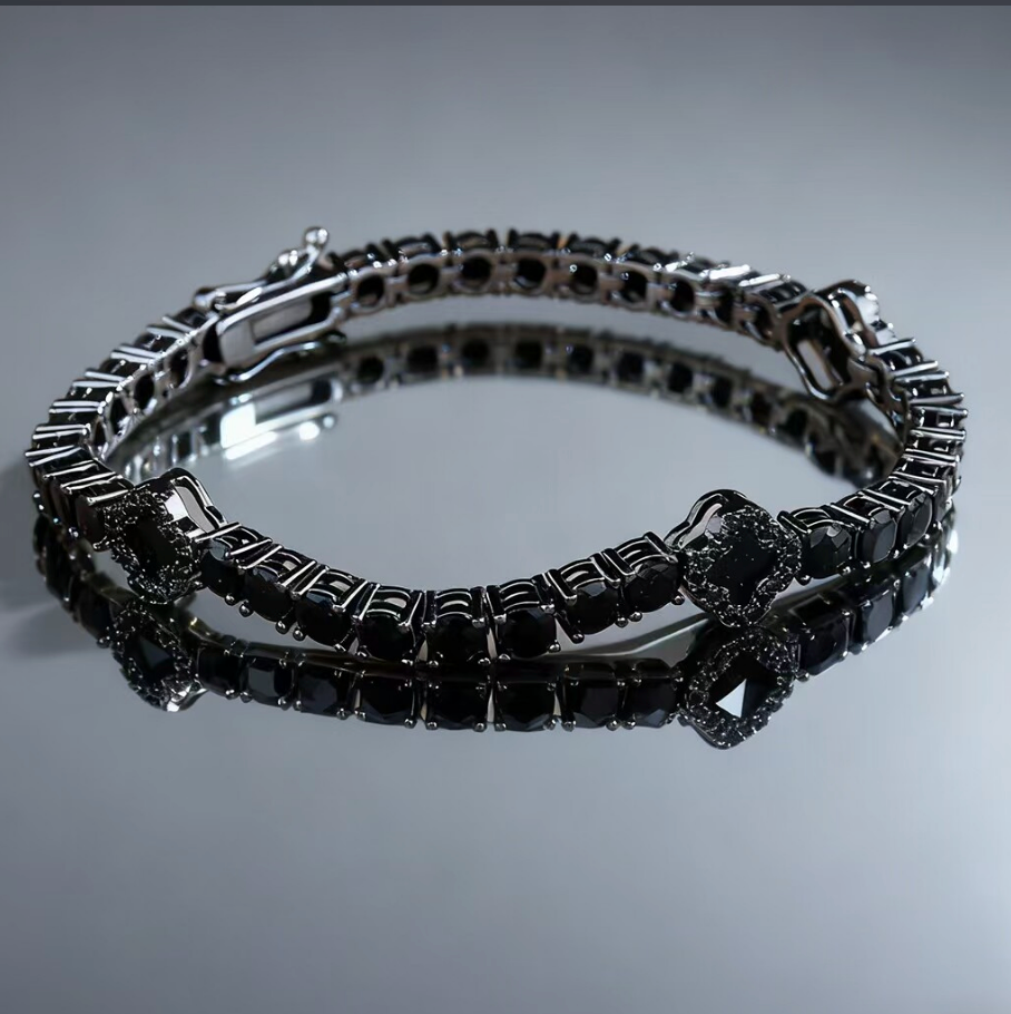 【Ice256】Black Clover Tennis Chain Bracelet