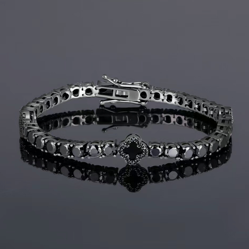 【Ice256】Black Clover Tennis Chain Bracelet