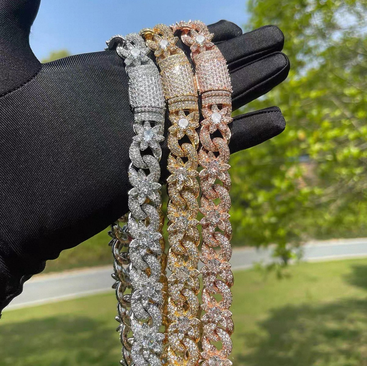 【Ice143】Iced Blossom Cuban Chain Necklace