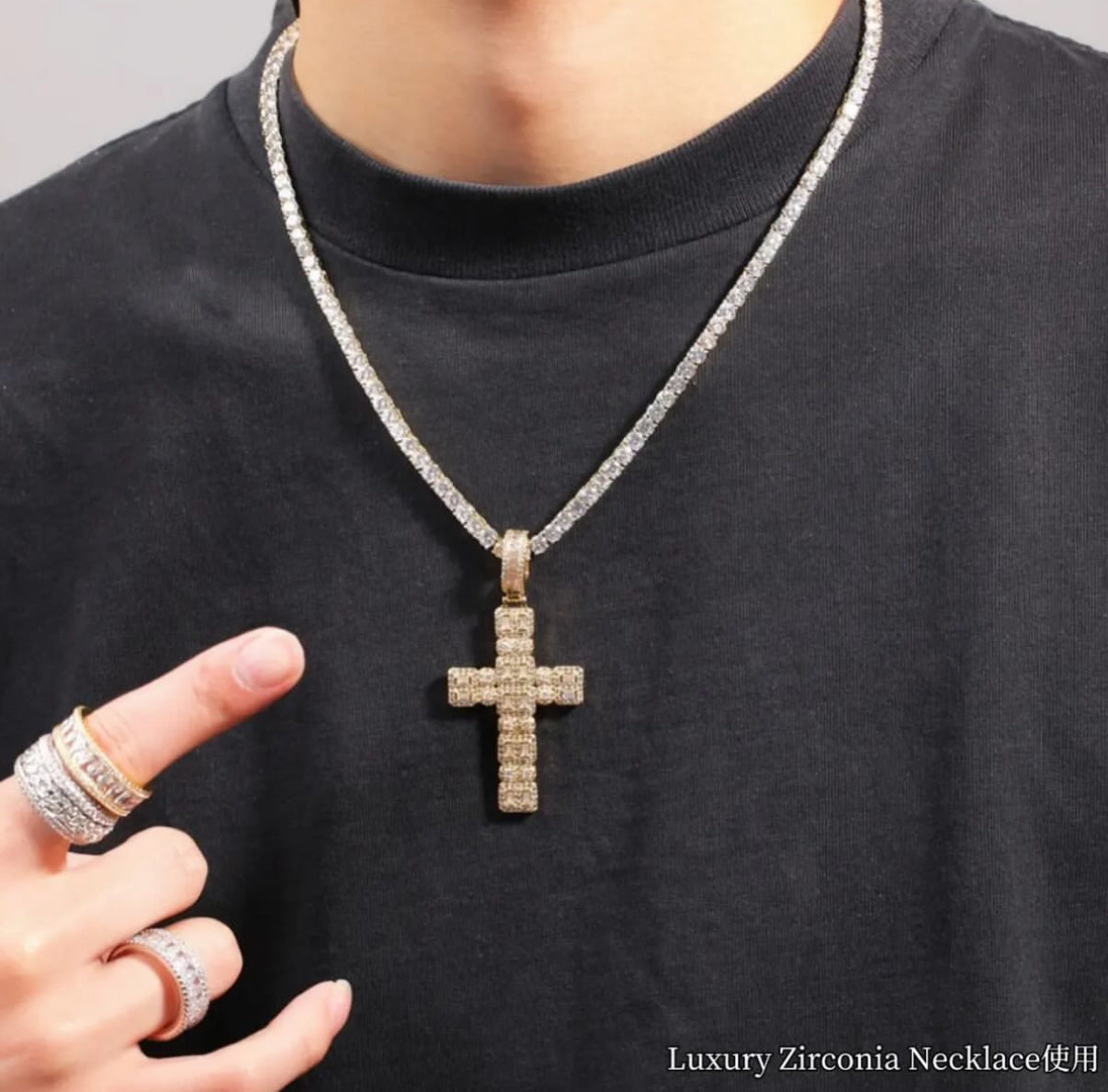 【Ice11】Iced Out Zirconia Cross Pendant