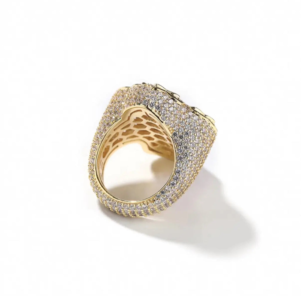 【Ice34】Cross Baguette Ring
