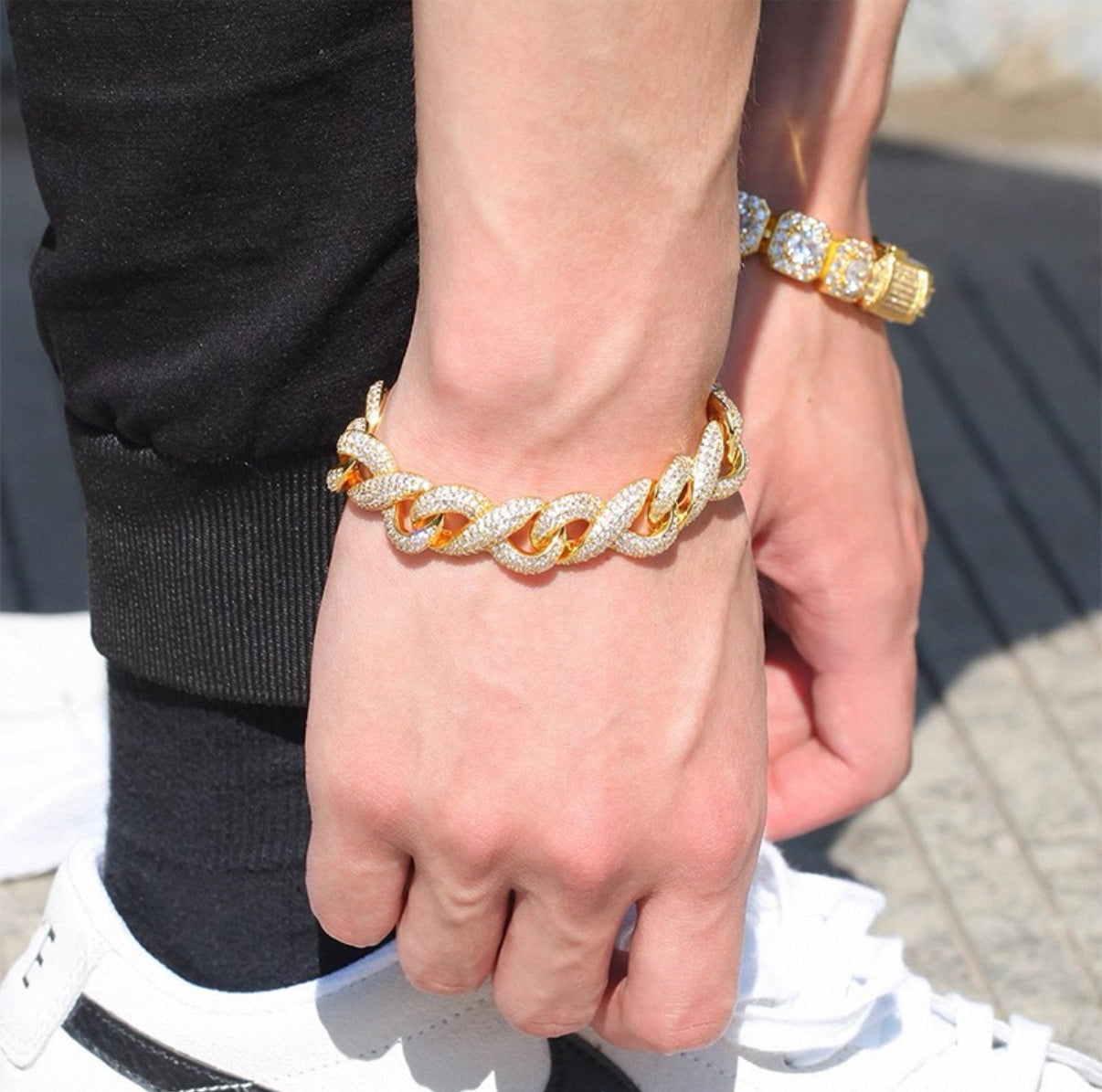 【Ice144】Infinity Iced Cuban Link Bracelet