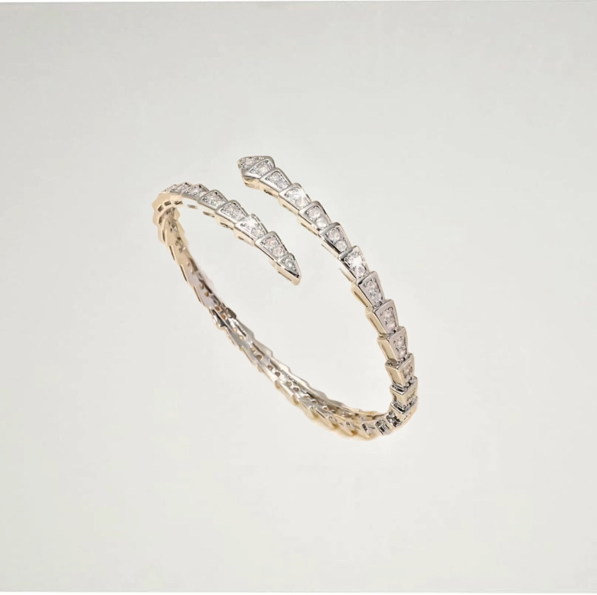【Ice68】Gleaming Python Bangle