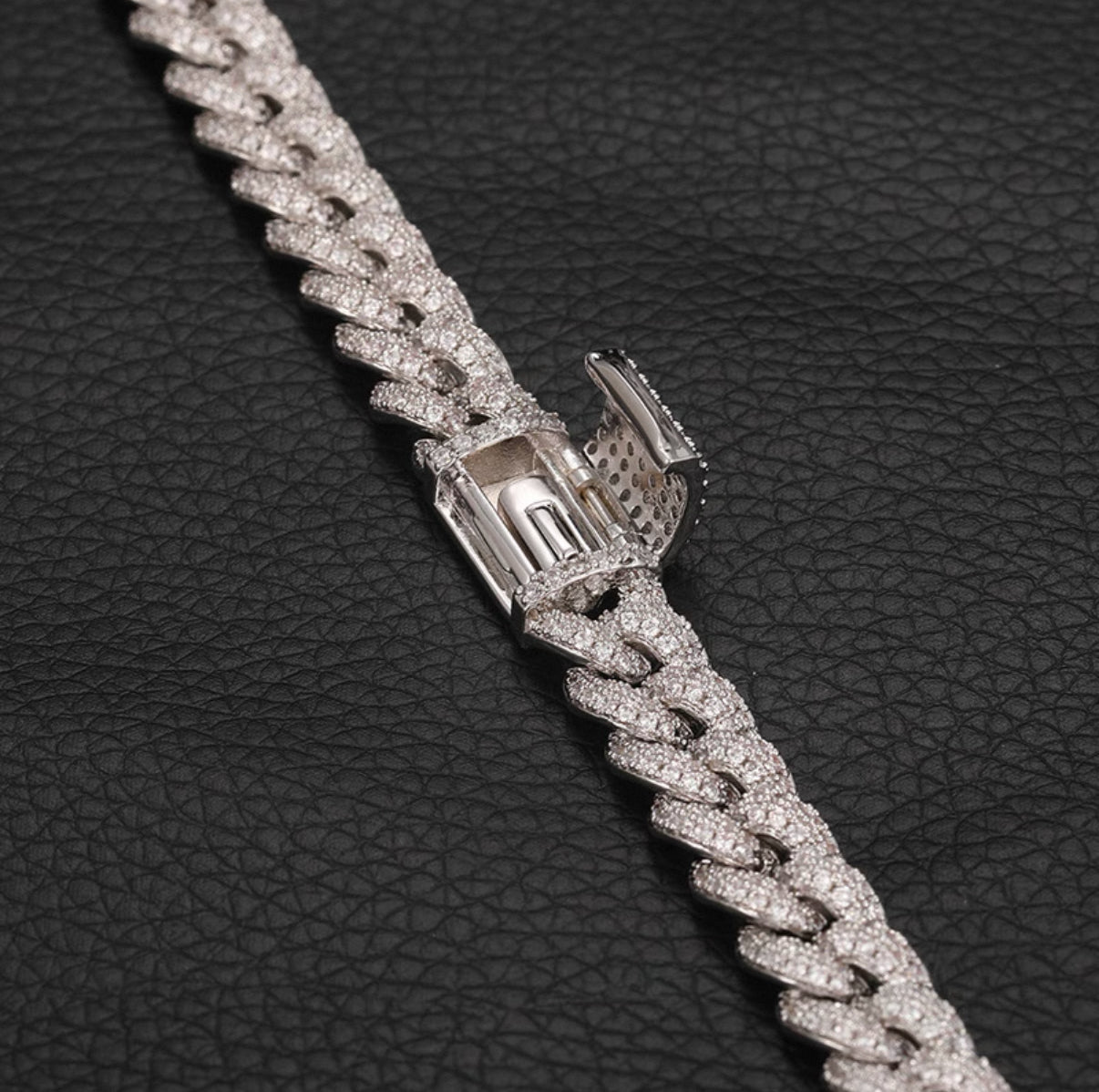 【Ice103】Iced Out Prong Chain Necklace【Moissanite/8mm】