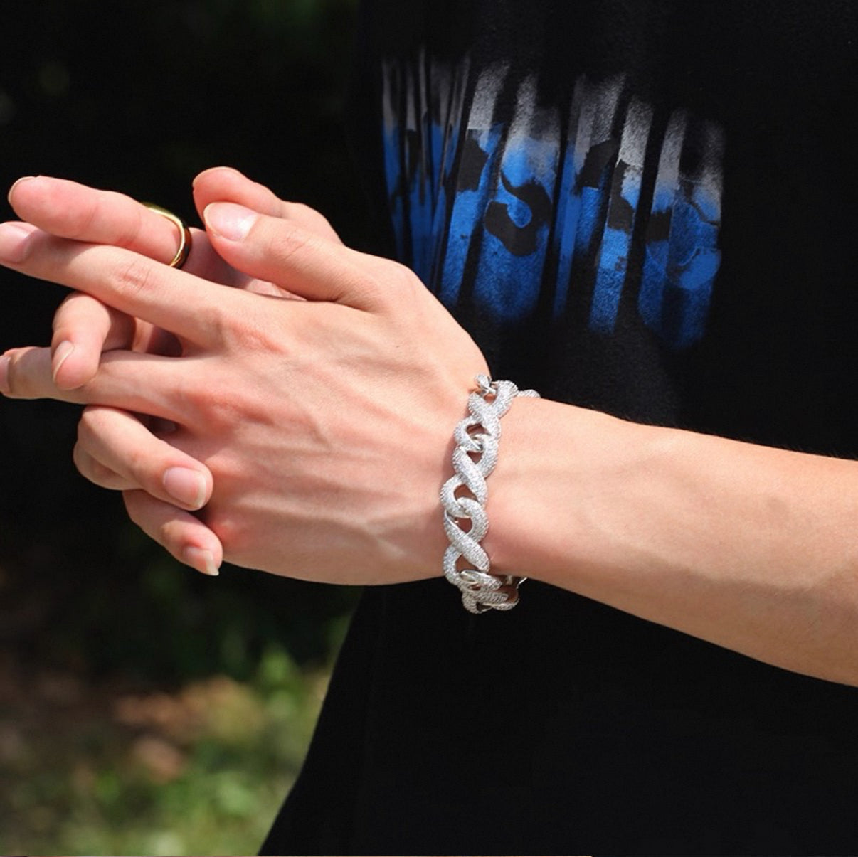 【Ice144】Infinity Iced Cuban Link Bracelet