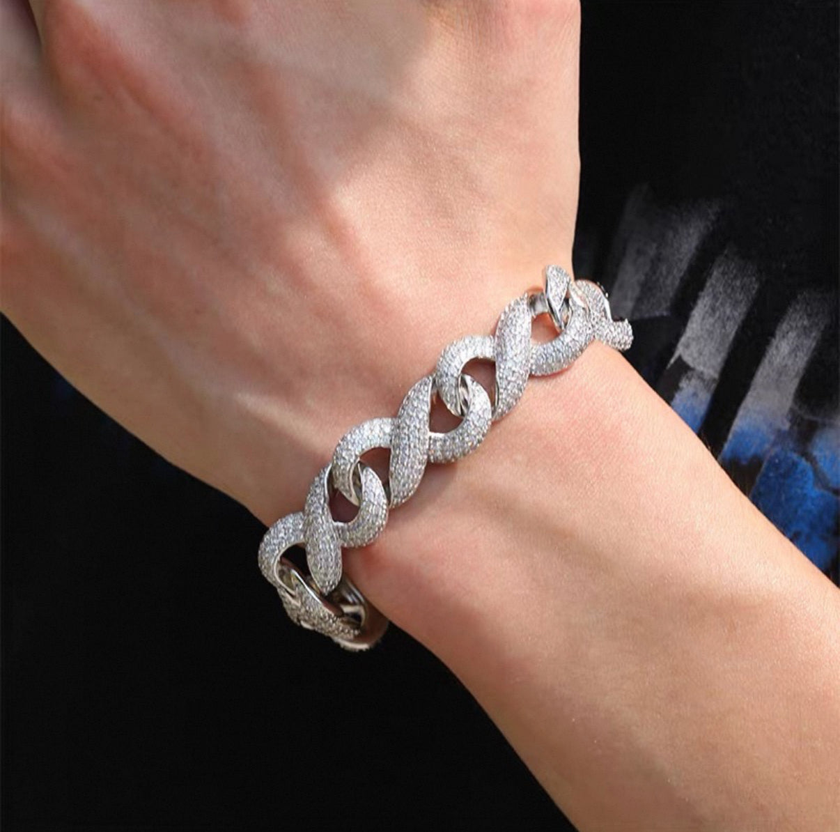 【Ice144】Infinity Iced Cuban Link Bracelet