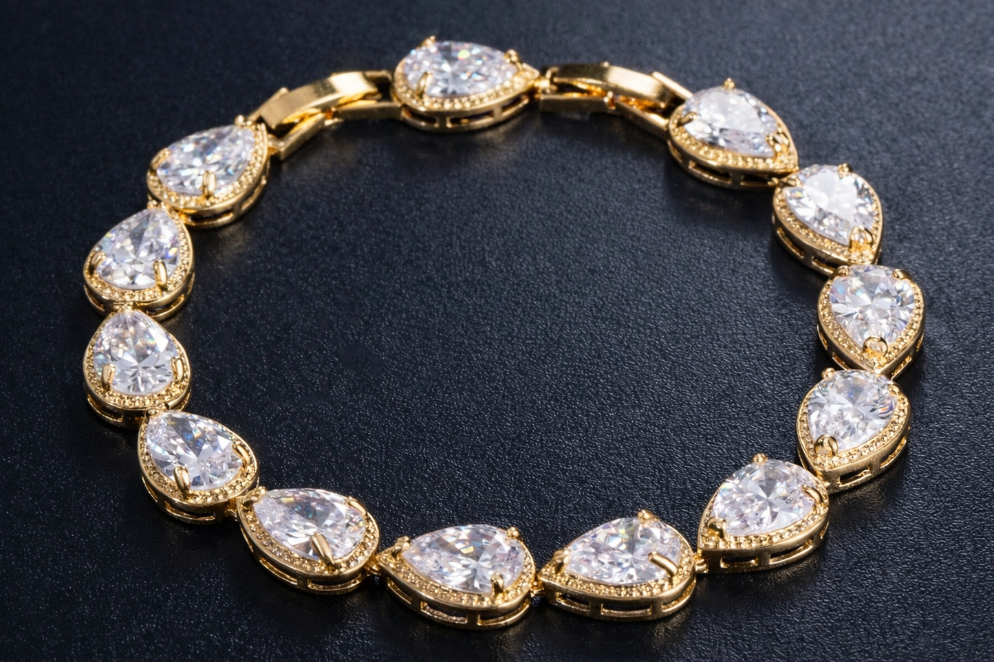 【Ice172】Luxury Tears Bracelet