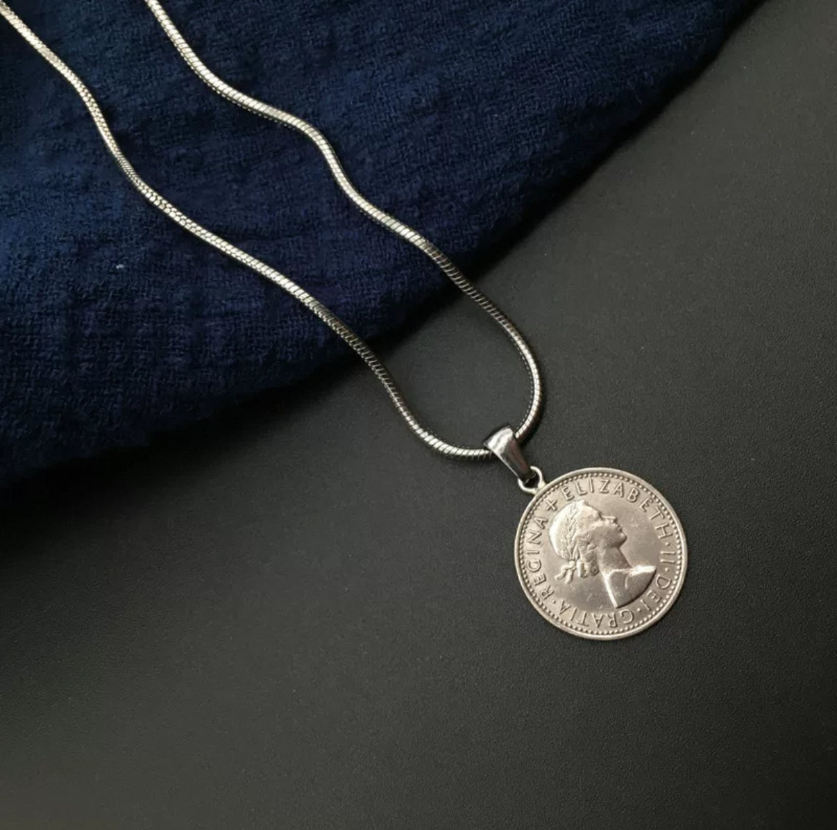 【Ice64】Lucky Retrocoin Pendant