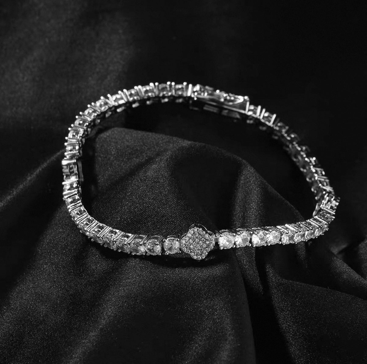 【Ice49】Iced Out Clover Tennis Bracelet