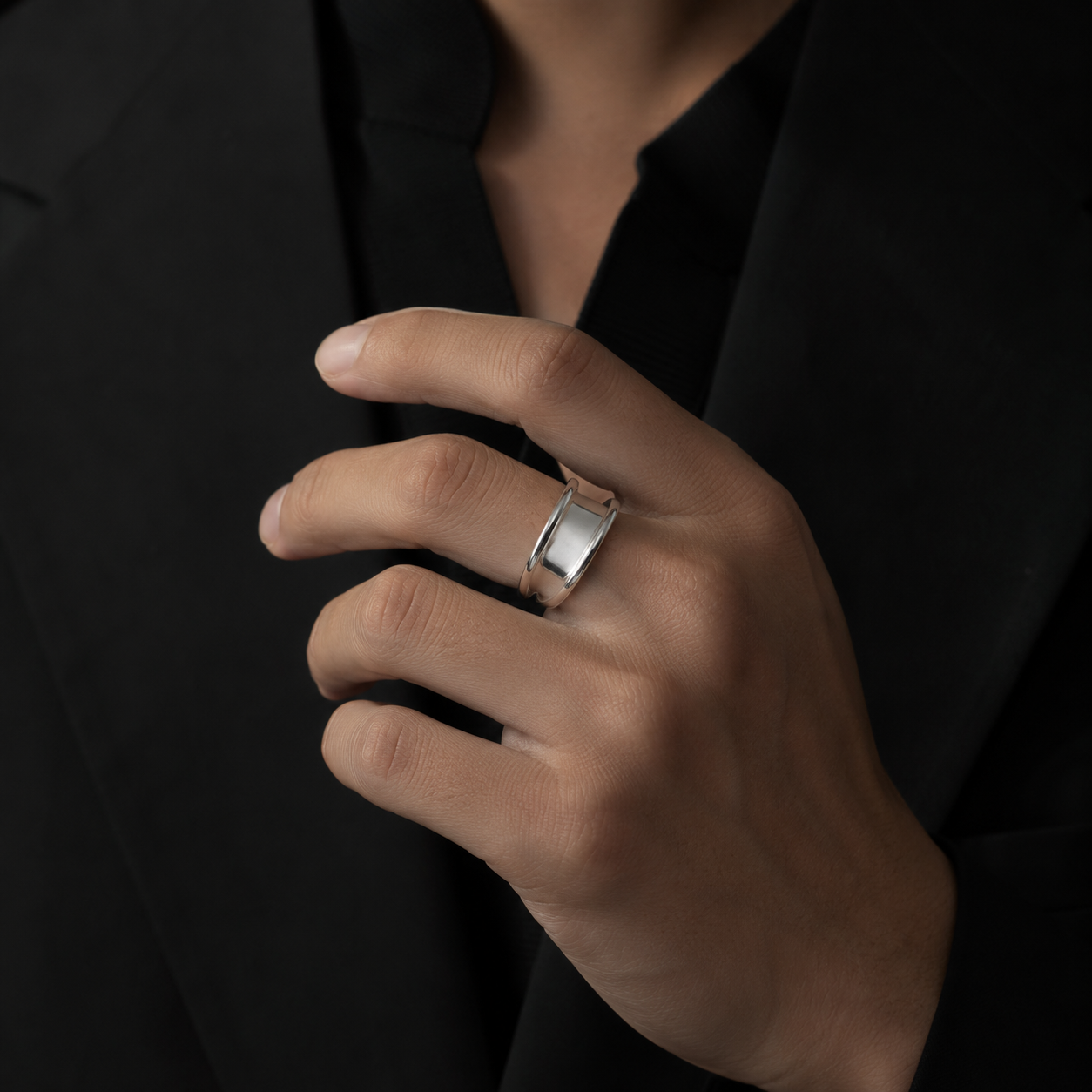 【Ice234】Fluid Cuff Ring