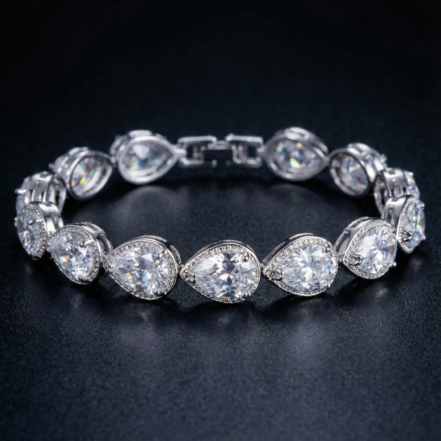 【Ice172】Luxury Tears Bracelet
