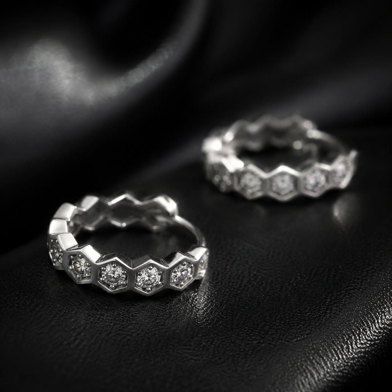 【Ice232】Honeycomb Hoop Pierce