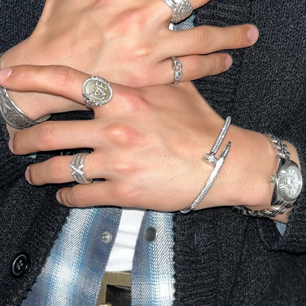 【Ice91】Curve Bracelet