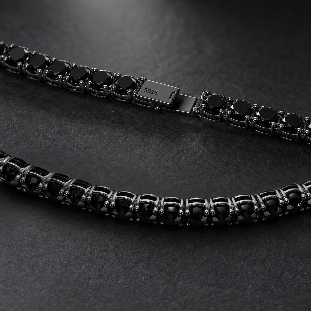 【Ice130】Black Moissanite Tennis Chain Necklace 石留め・留め具・細部が分かるディテール画像