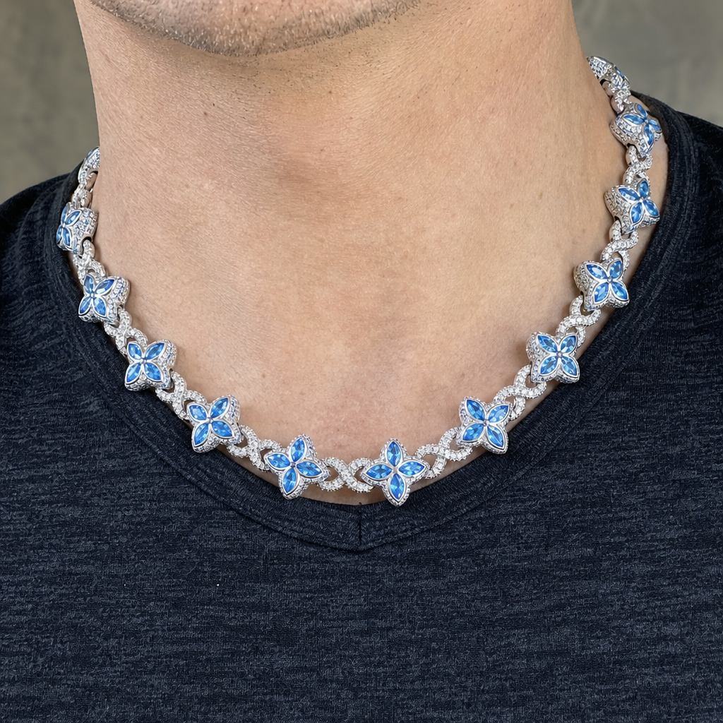 【Ice148】Velour Flower Link Necklaceを着用した自然なUGC画像