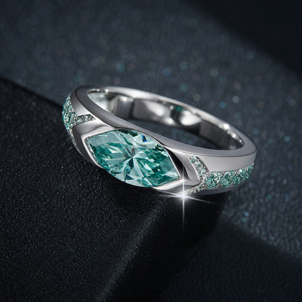 【Ice171】Bule Moissanite Ring 石留め・留め具・細部が分かるディテール画像