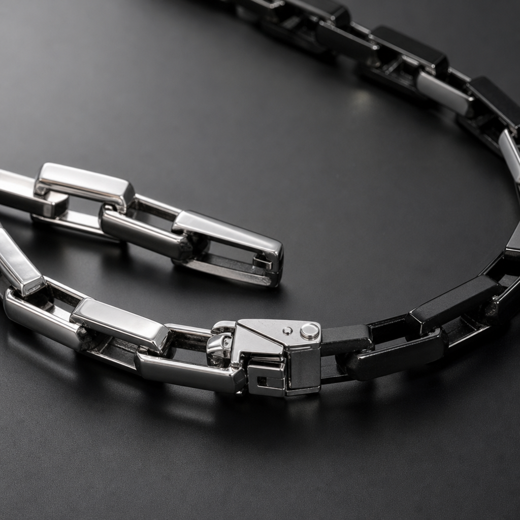 【Ice190】Evolve Box Chain Necklace 石留め・留め具・細部が分かるディテール画像