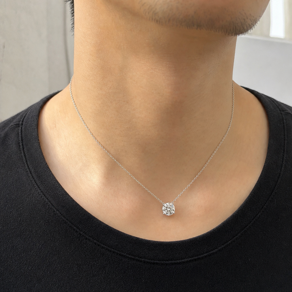 【Ice219】Venice Necklace【Moissanite】を着用した自然なUGC画像