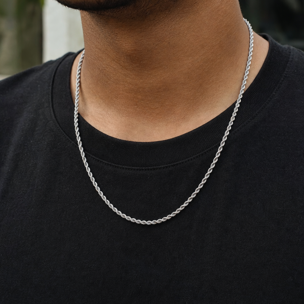 【Ice22】Rope Chain Necklaceを着用した自然なUGC画像