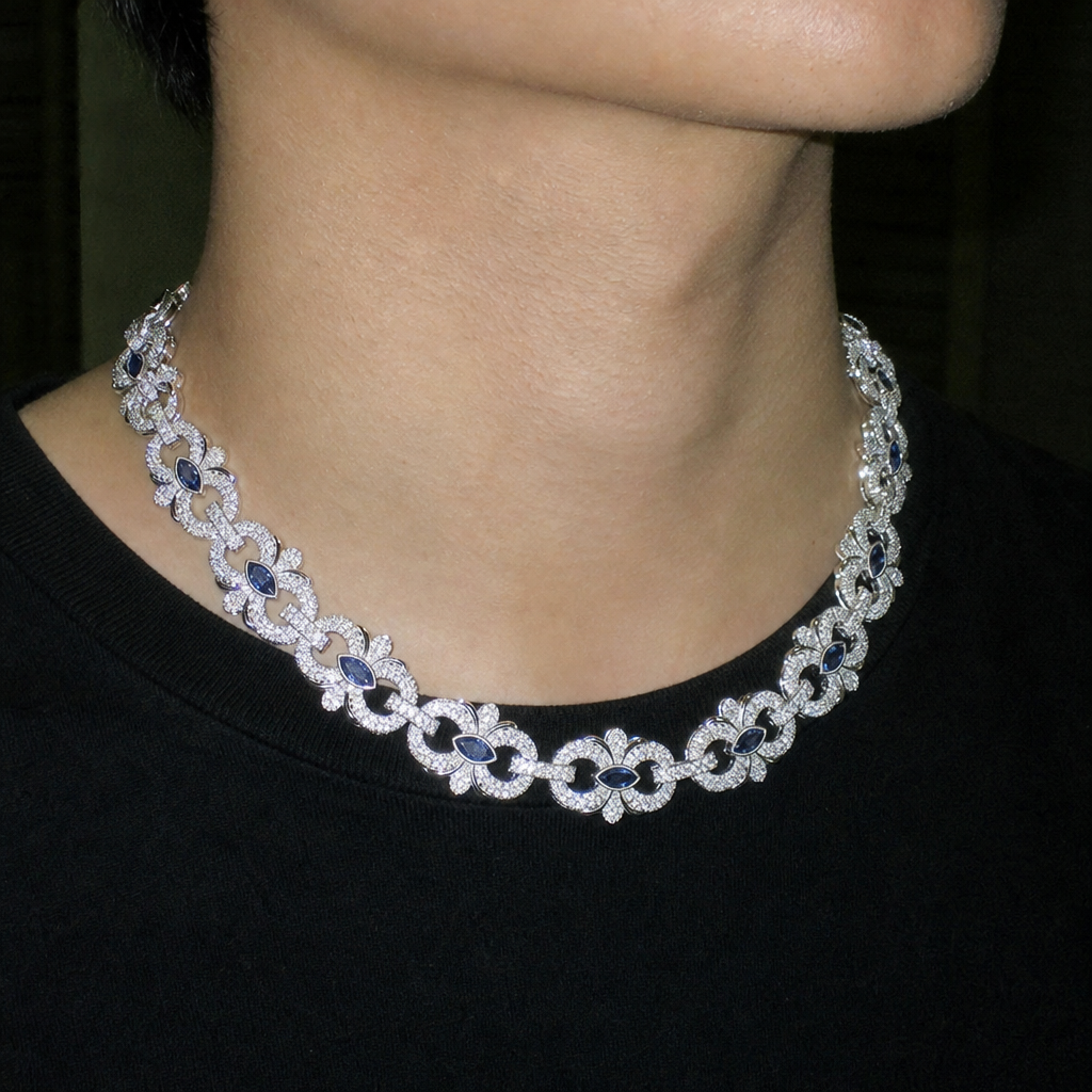 【Ice227】Flare Link Necklaceを着用したY2Kデジカメ風の自然なUGC画像