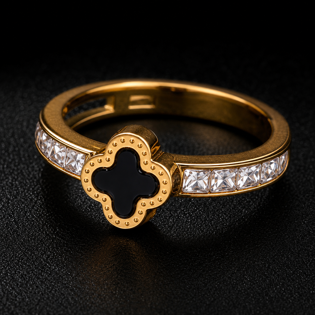 【Ice230】Clover Tennis Ring 石留め・留め具・細部が分かるディテール画像