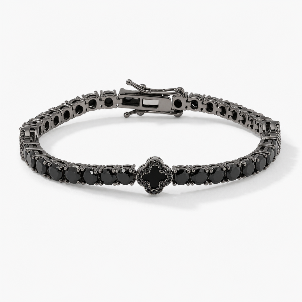 【Ice256】Black Clover Tennis Chain Bracelet 全体が分かる商品画像