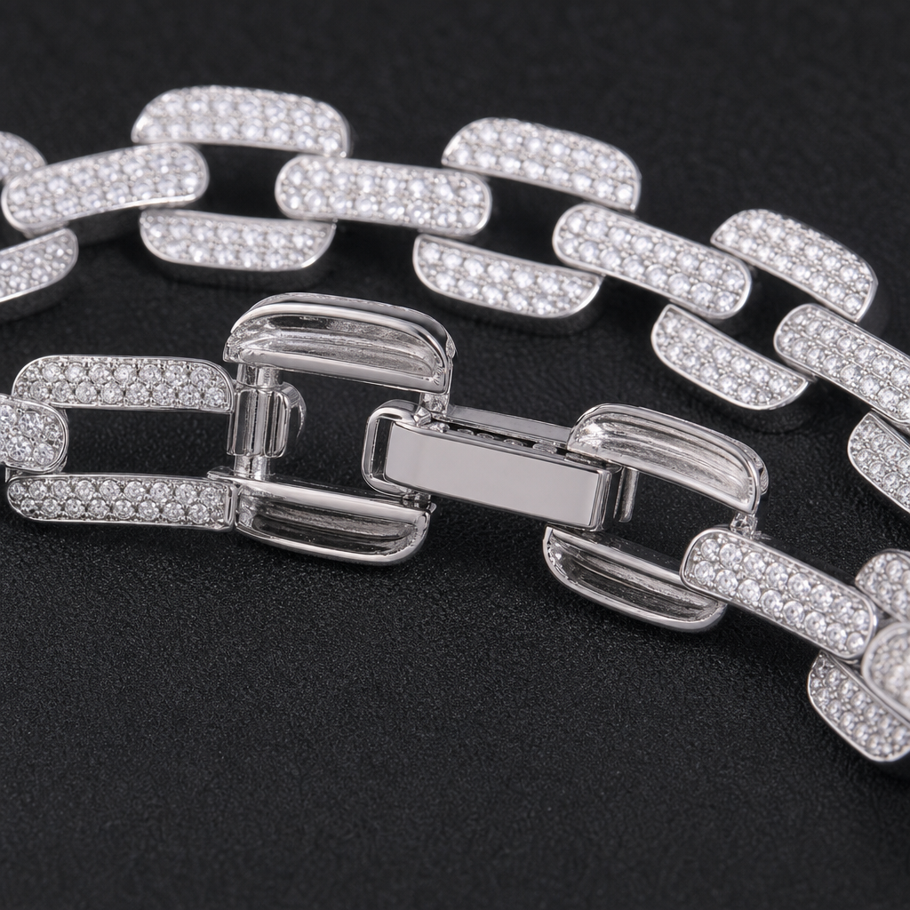 【Ice29】Iced Out Link Bracelet 石留め・留め具・細部が分かるディテール画像