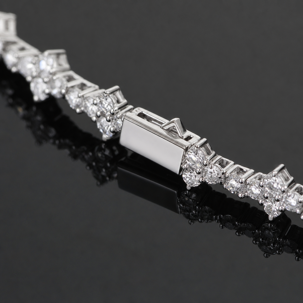 【Ice51】Triple Cut Tennis Chain Bracelet 石留め・留め具・細部が分かるディテール画像