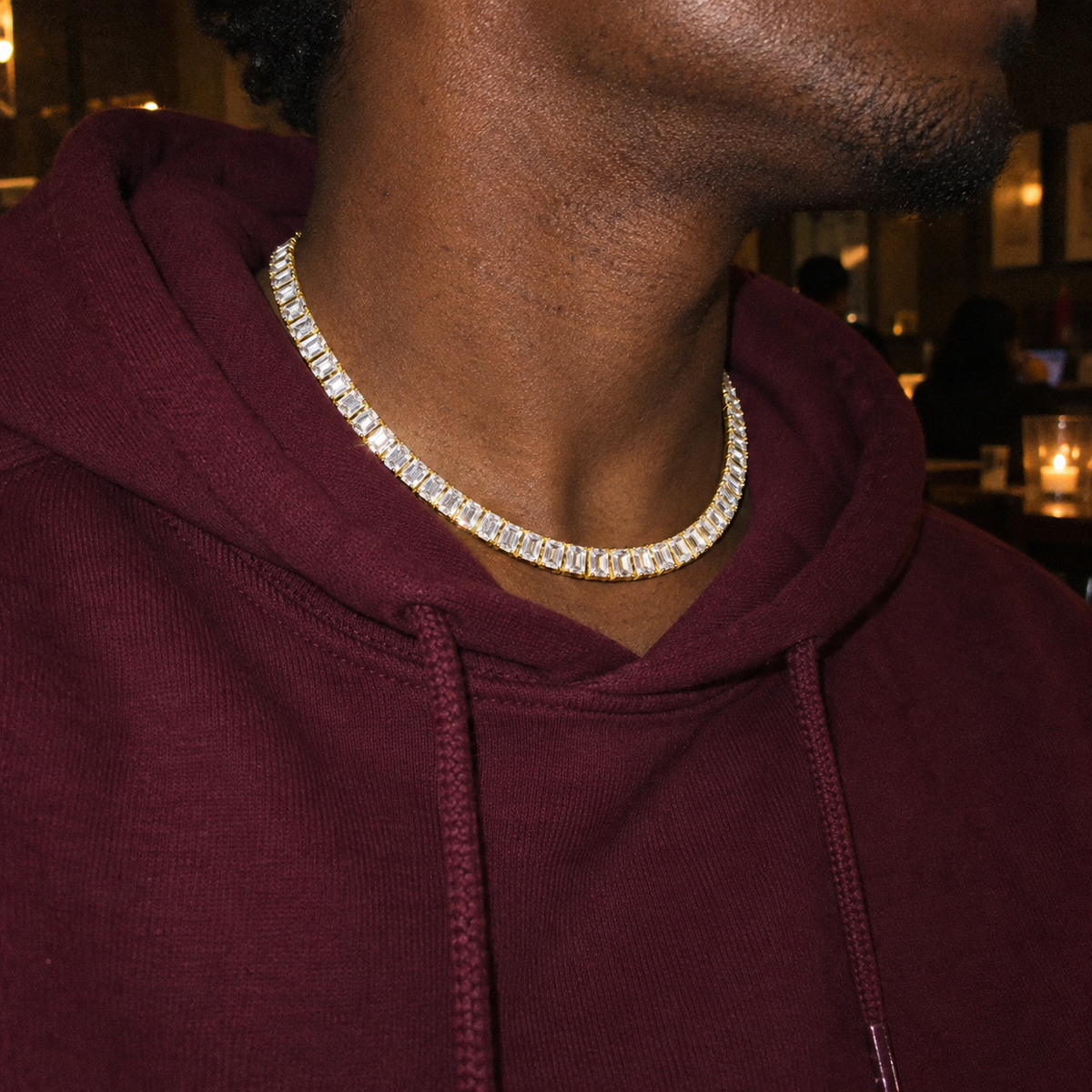 【Ice57】Baguette Tennis Chain Necklaceを着用したY2Kデジカメ風の自然なUGC画像