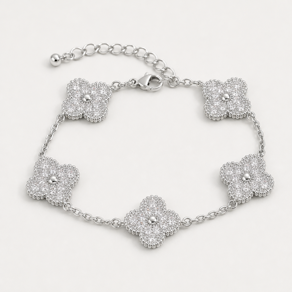 【Ice58】Luxury Clover Diamond Bracelet 全体が分かる商品画像