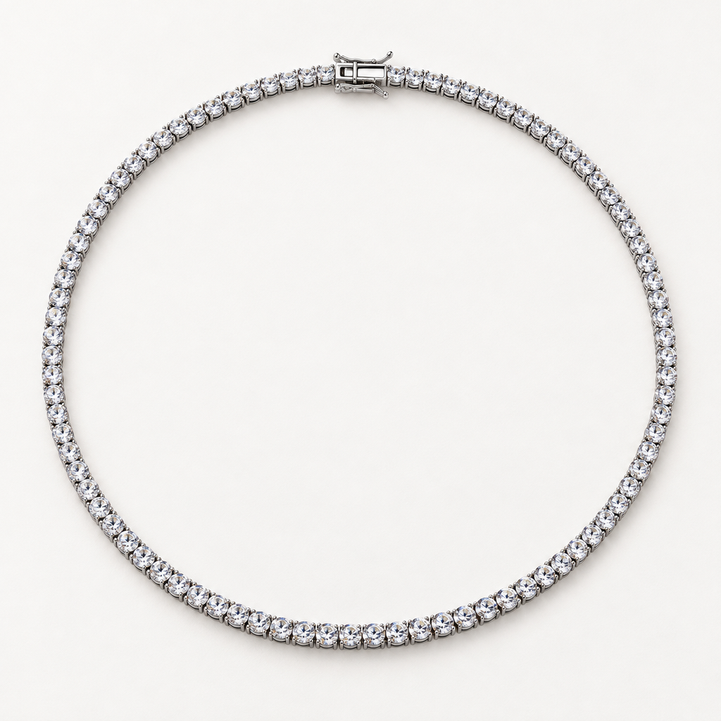 Ice78 Tennis Chain Necklace（モアサナイト・3mm）の全体。明るい背景のシルバーカラーの一連ネックレス